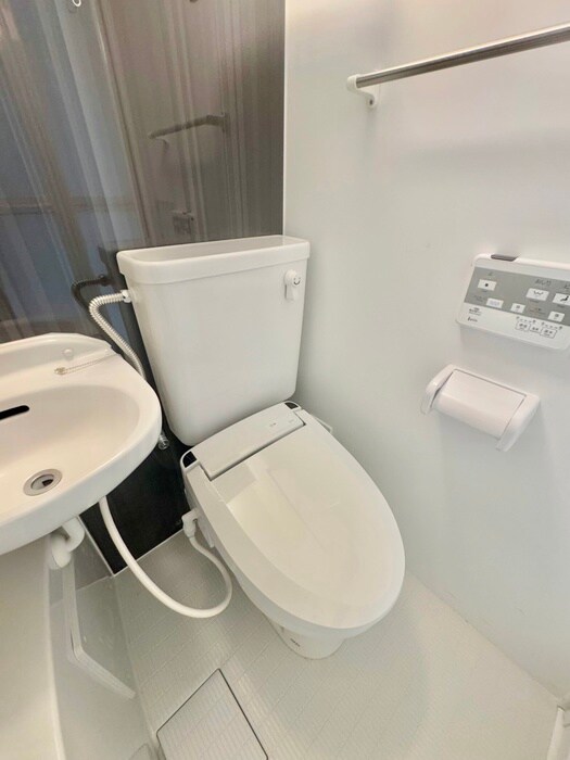 物件内観写真11　(トイレ)