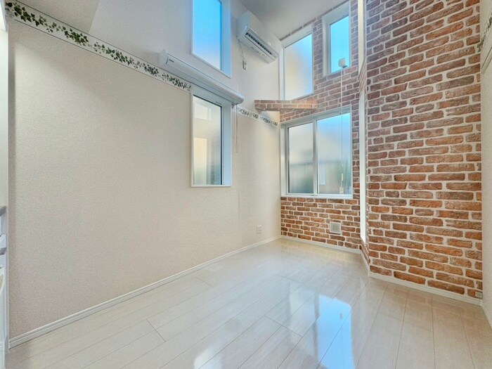 物件内観写真18　(居室)