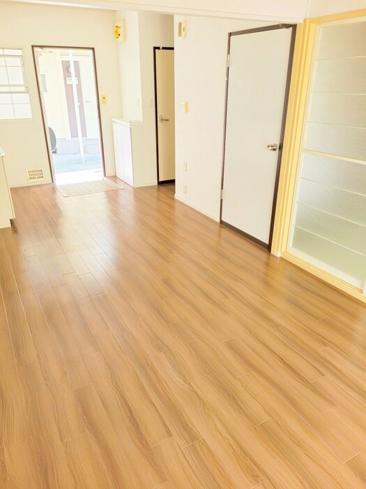 物件内観写真7　(廊下)