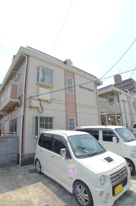 物件外観写真4　(駐車場)