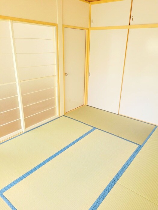 物件内観写真10　(居室)