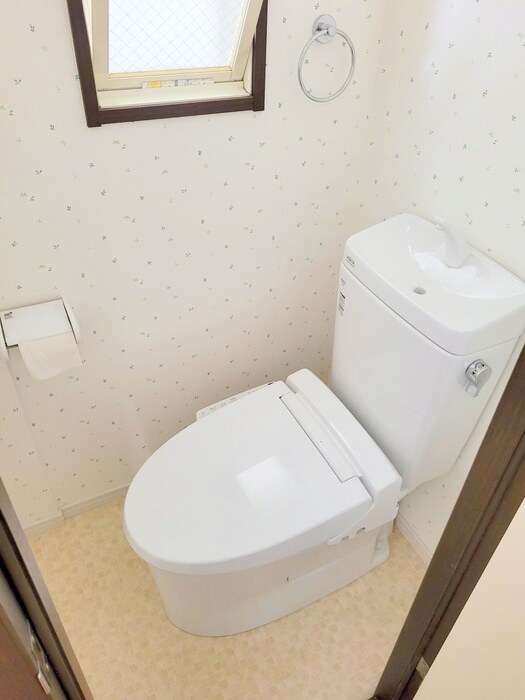 物件内観写真15　(トイレ)