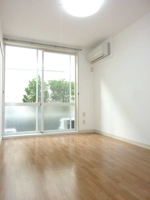 物件内観写真14　(居室)