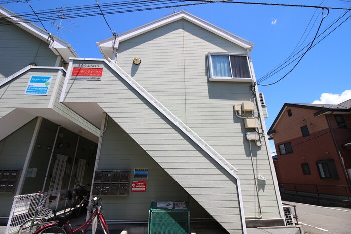 物件外観写真4　(外観写真)