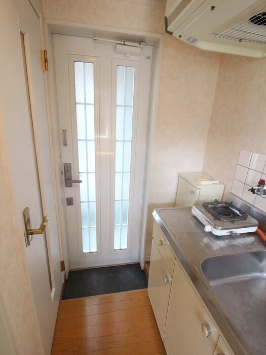 物件内観写真17　(玄関)