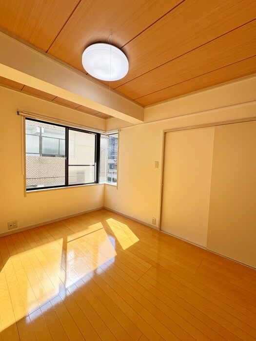 物件内観写真15　(居室)