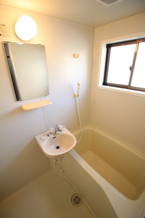 物件内観写真8　(バス／シャワールーム等)