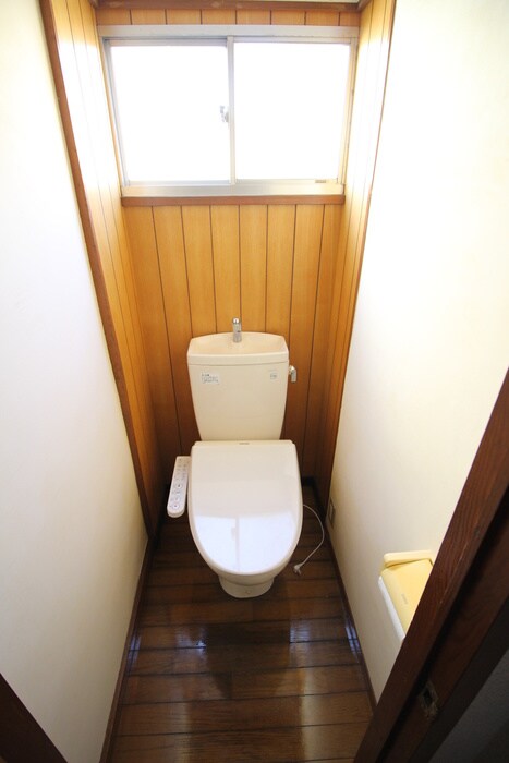 物件内観写真9　(トイレ)