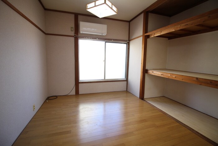 物件内観写真15　(室内からの展望)