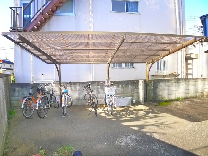 物件外観写真6　(駐輪場)