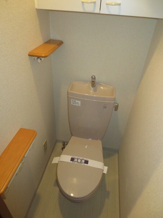 物件内観写真12　(トイレ)