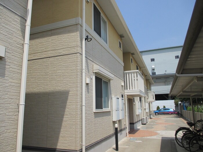 物件外観写真2　(外観写真)