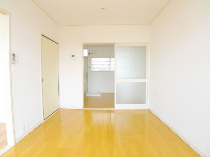 物件内観写真5　(居室)