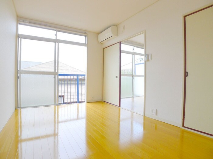 物件内観写真7　(居室)