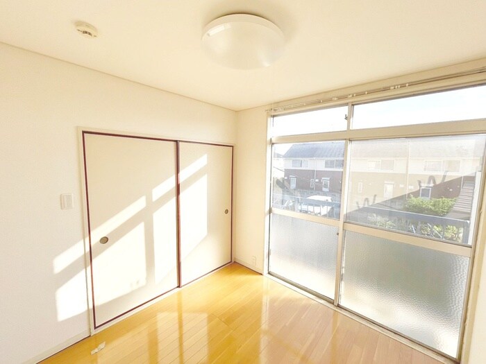 物件内観写真18　(居室)