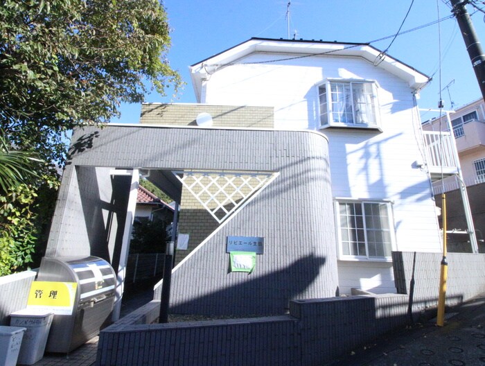 物件外観写真2　(エントランス部分)