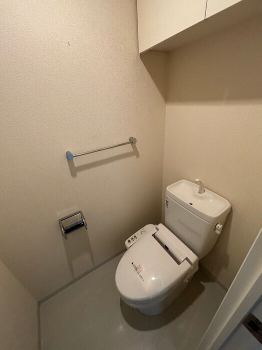 物件内観写真14　(トイレ)