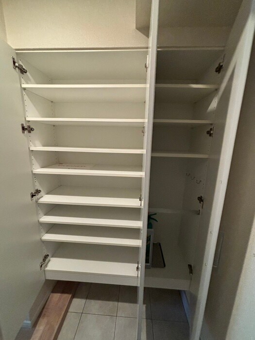 物件内観写真18　(靴箱)
