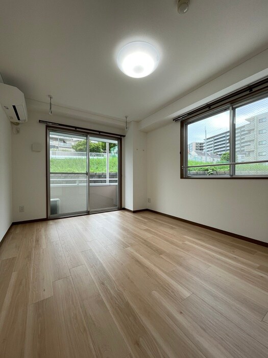 物件内観写真7　(居室)