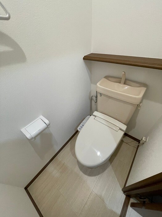 物件内観写真10　(トイレ)