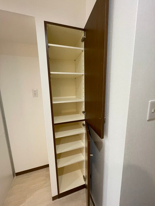 物件内観写真16　(靴箱)