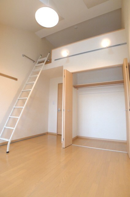 物件内観写真8　(居室)