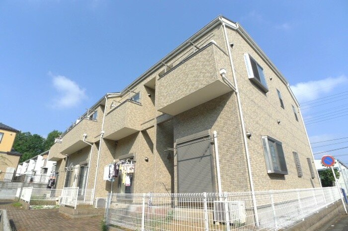 物件外観写真6　(駐車場)