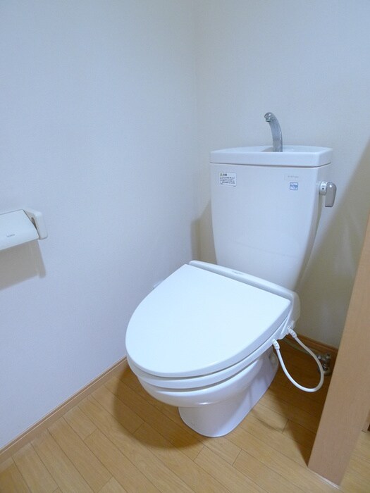 物件内観写真12　(トイレ)