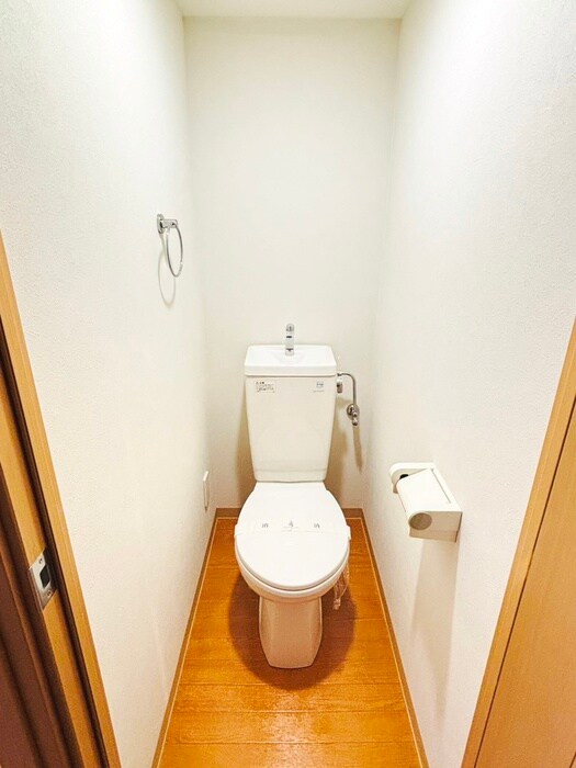 物件内観写真11　(トイレ)