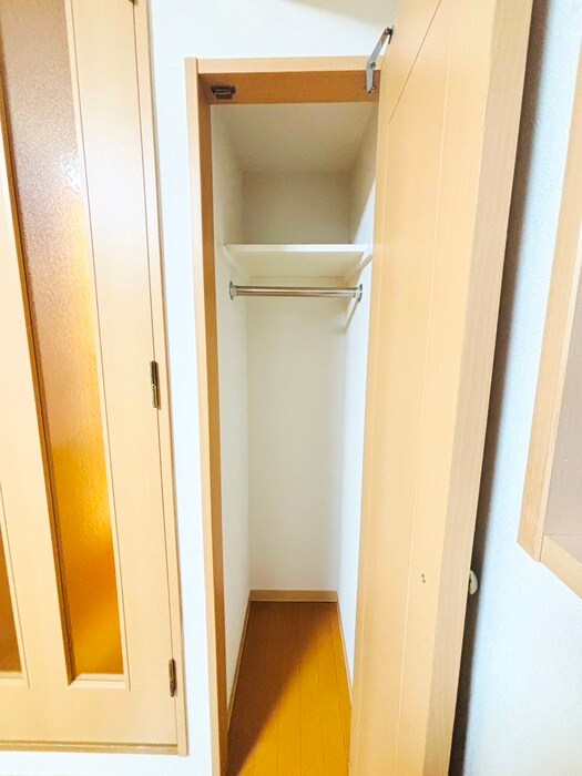 物件内観写真13　(収納)