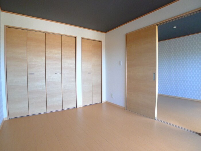 物件内観写真10　(居室)