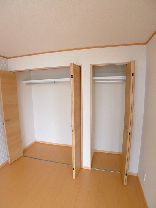 物件内観写真11　(収納)