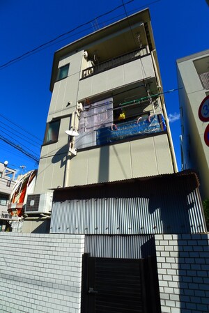 上青木コレクションハイツ外観写真