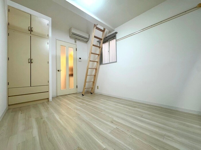 物件内観写真7　(居室)