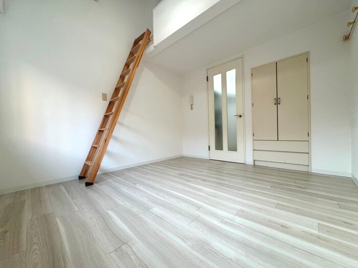 物件内観写真8　(居室)