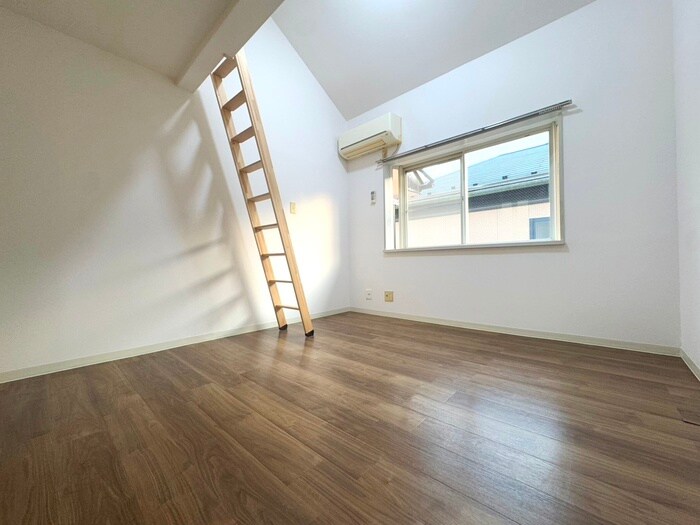 物件内観写真10　(居室)