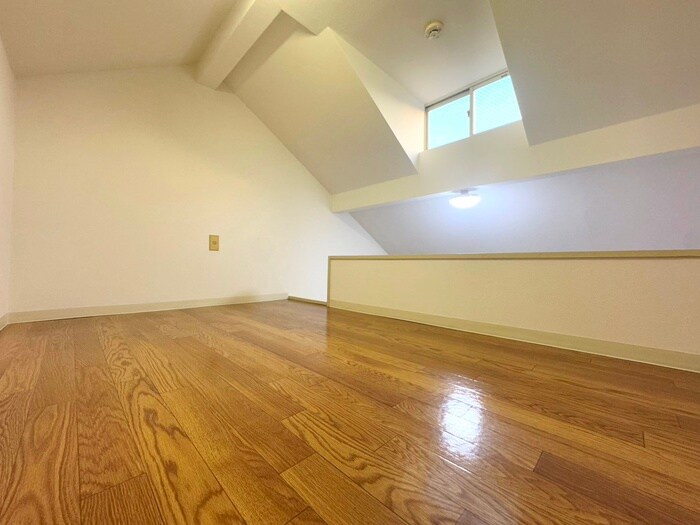 物件内観写真12　(ロフト)