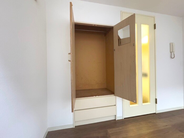 物件内観写真13　(収納)