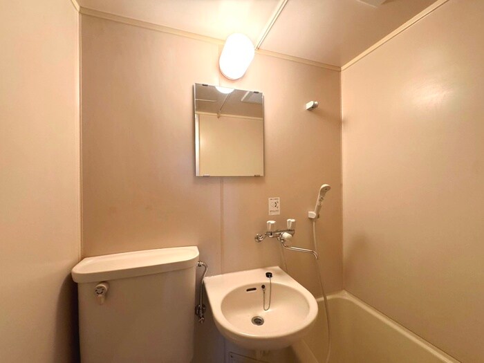 物件内観写真16　(洗面)