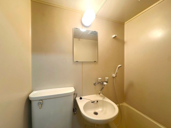 物件内観写真16　(洗面)