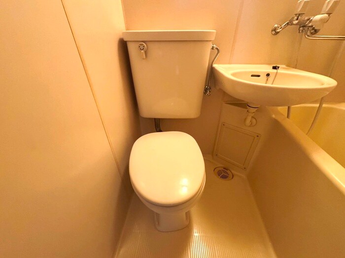 物件内観写真17　(トイレ)