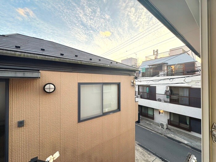 物件内観写真20　(室内からの展望)