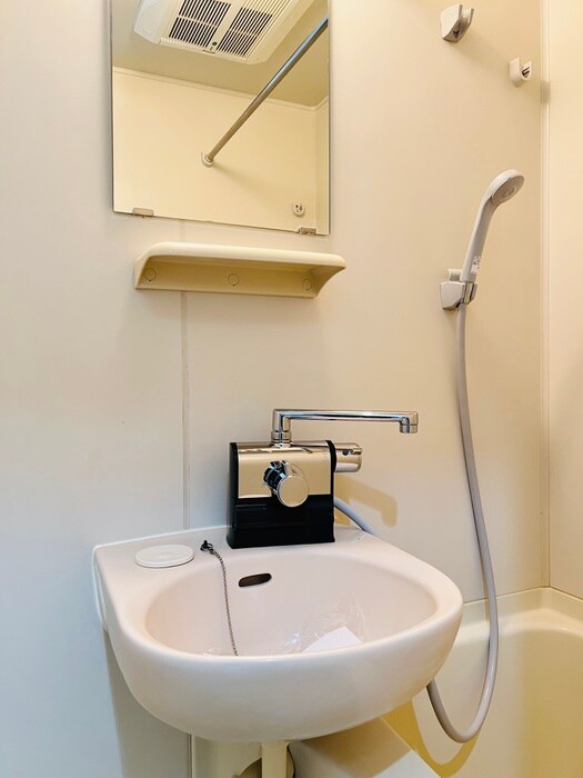 物件内観写真12　(洗面)