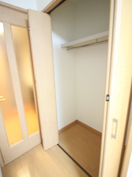 物件内観写真11　(収納)