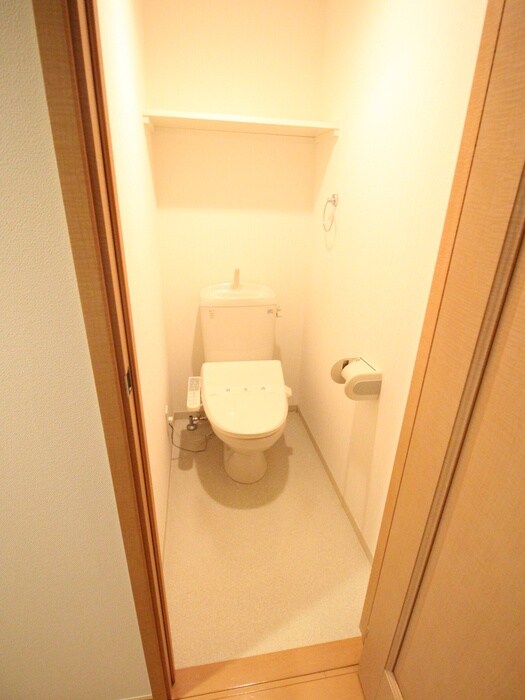 物件内観写真16　(トイレ)