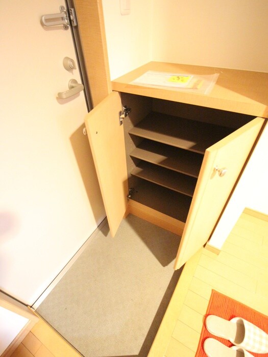 物件内観写真19　(靴箱)