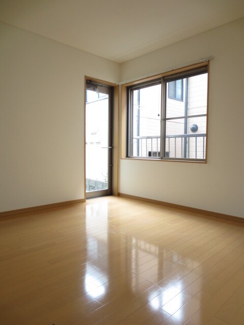 物件内観写真4　(居室)