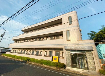 プラドマンション外観写真
