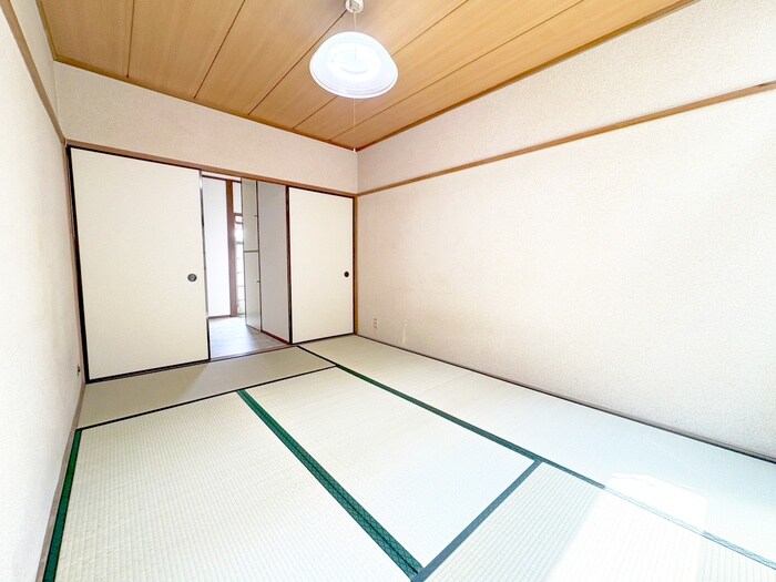 物件内観写真6　(居室)