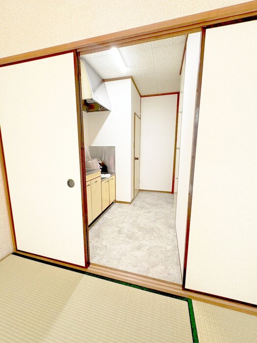 物件内観写真18　(廊下)